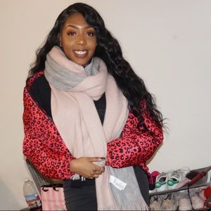 Meet your Posher, Ola